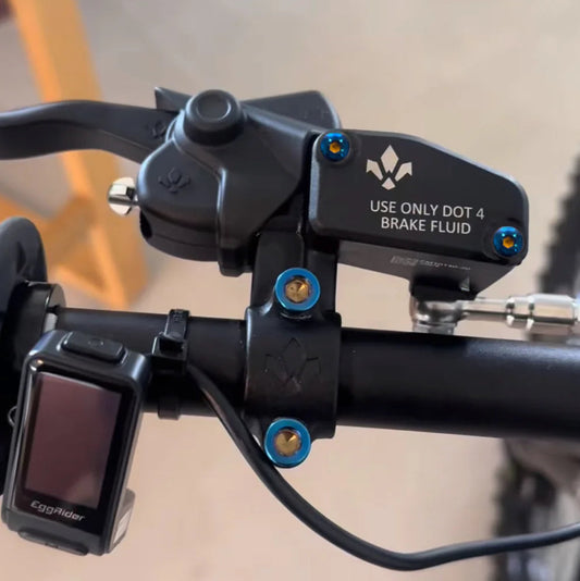 Formula Reservoir Titanium Bolts