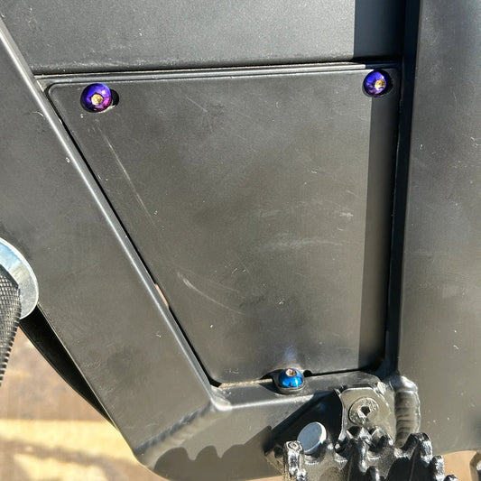 Tuttio Motor Cover Bolts