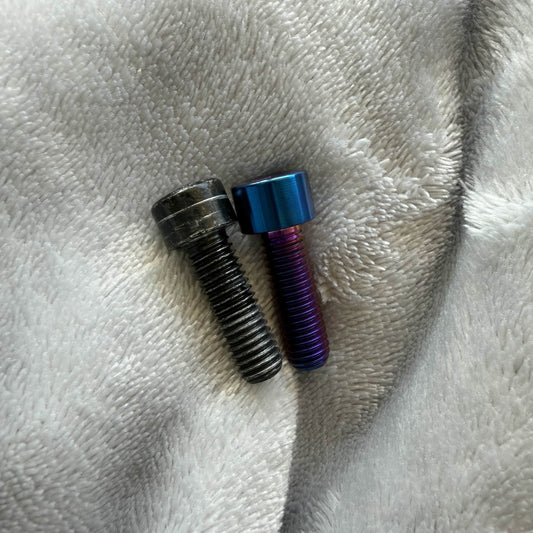 (PRE ORDER) Tuttio Titanium Triple Clamp Bolts