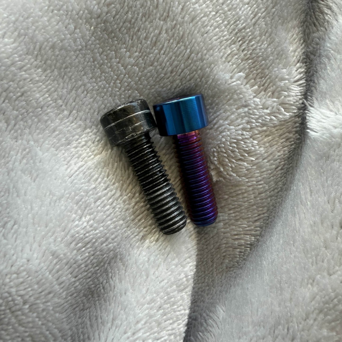 (PRE ORDER) Surron Throttle Titanium Bolts