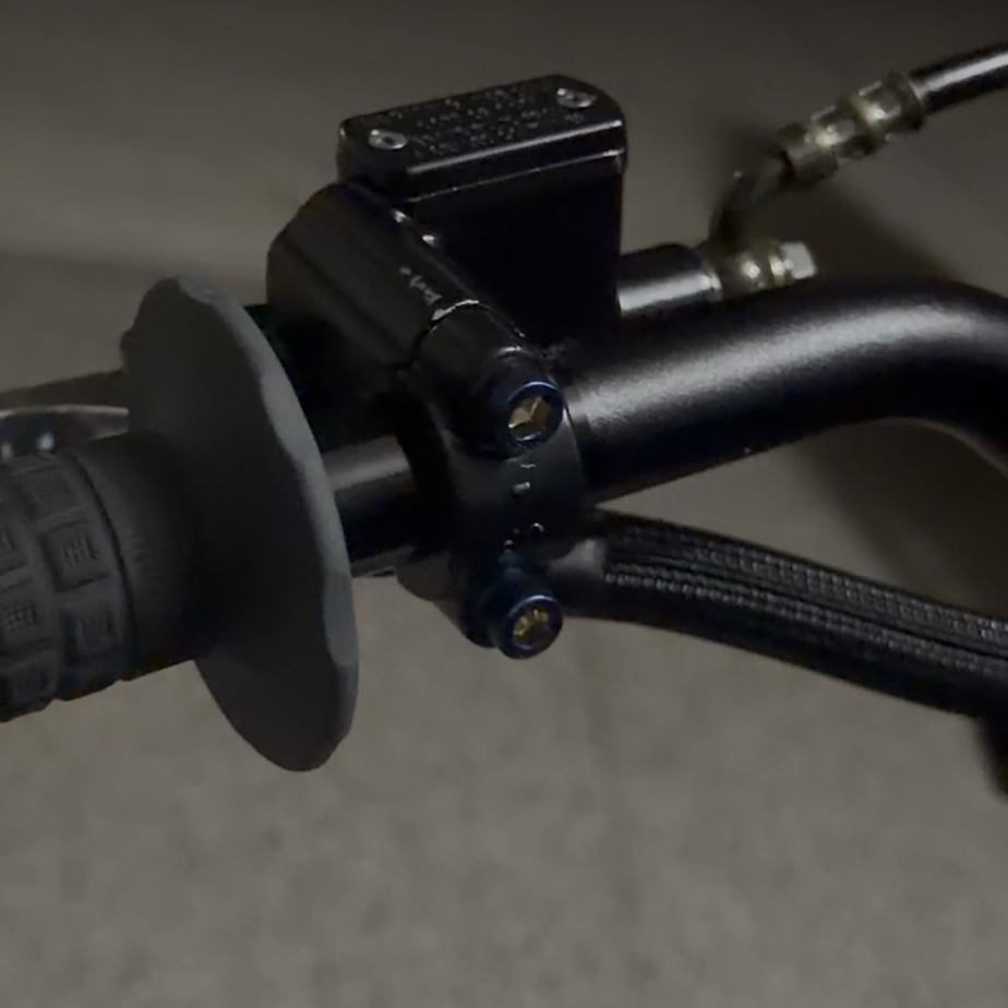 Tuttio Handbrake Titanium